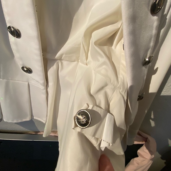 SMALL WHITE COLONIAL VINTAGE COAT - Picture 2 of 7